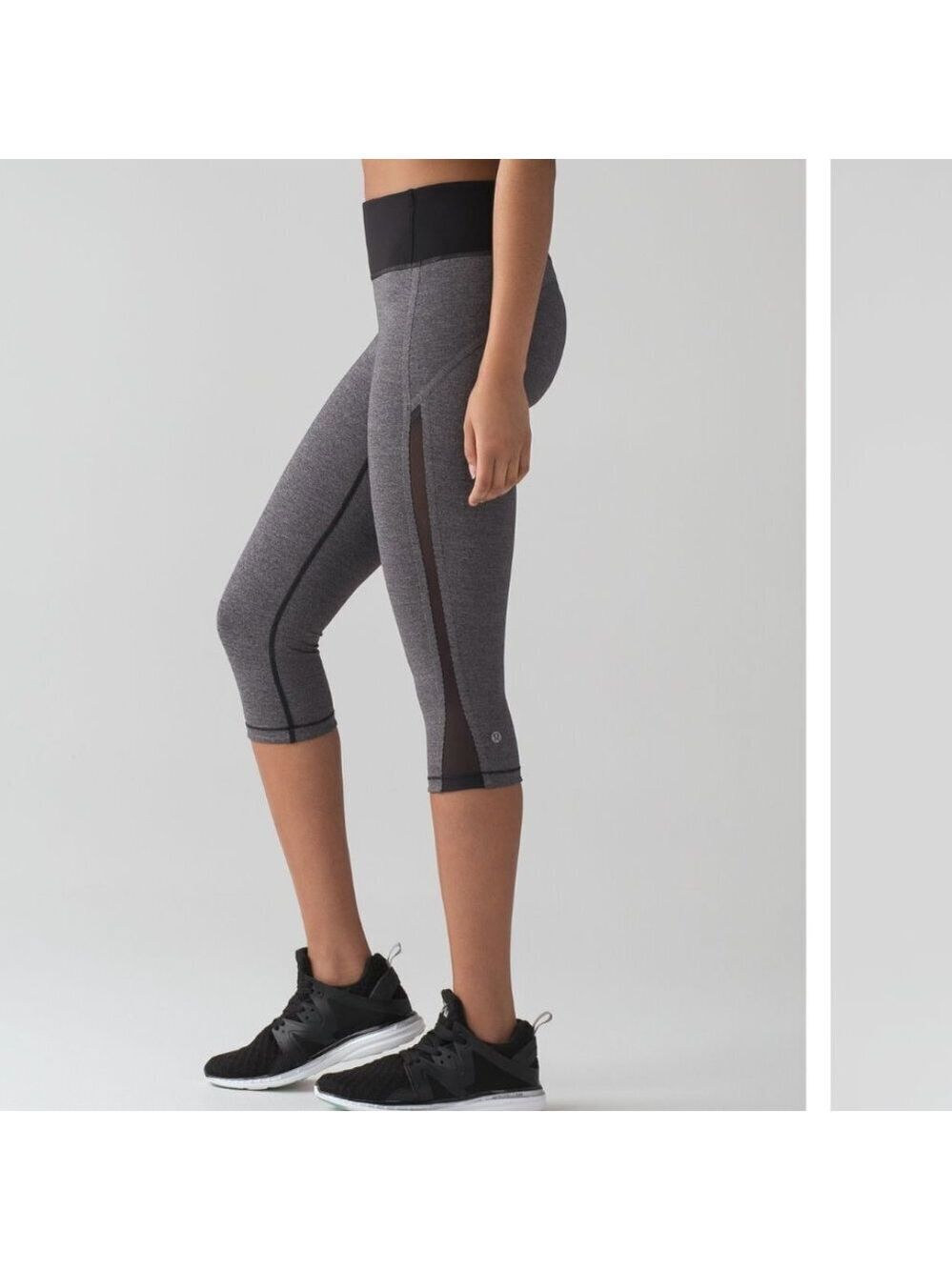 Lululemon Smooth Stride Crop Full On Luxtreme w Mesh Heathered Black Size 6